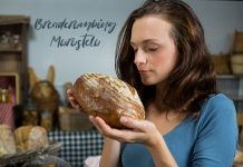 Mitä on Breadcrumbing eli murustelu?